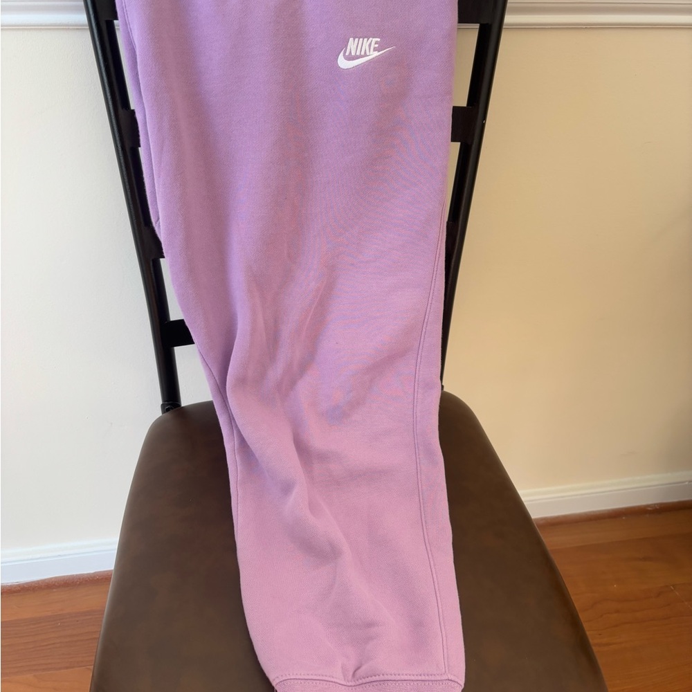 Nike Men's Purple Sweatpants